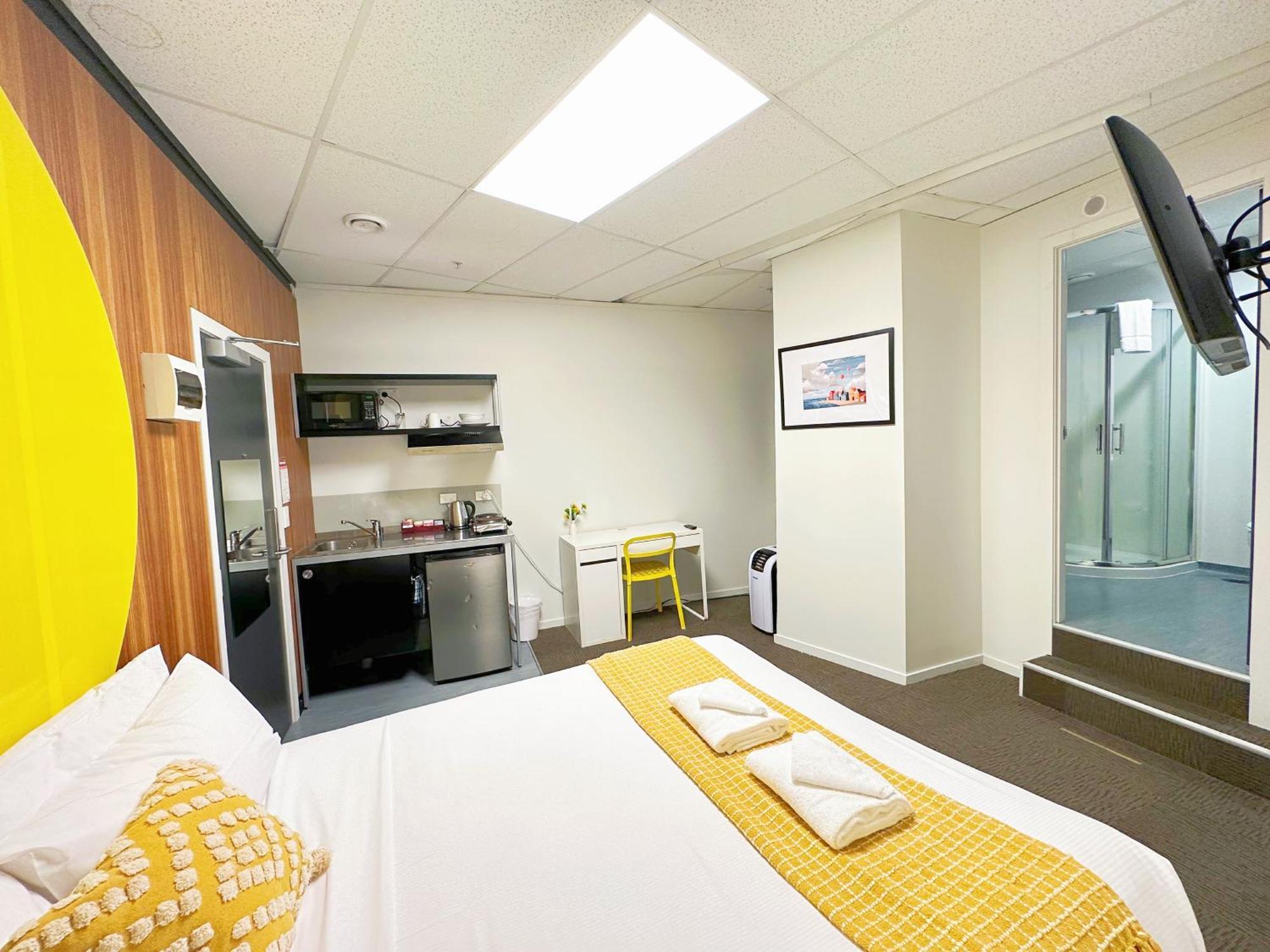 Wellington Hotel Room photo